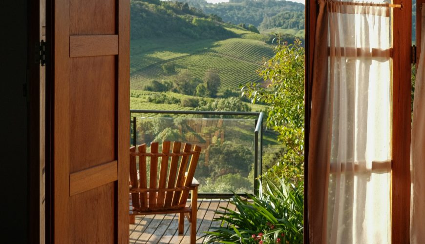 Accommodation on the camino: pilgrim´s hostels or boutique hotels?