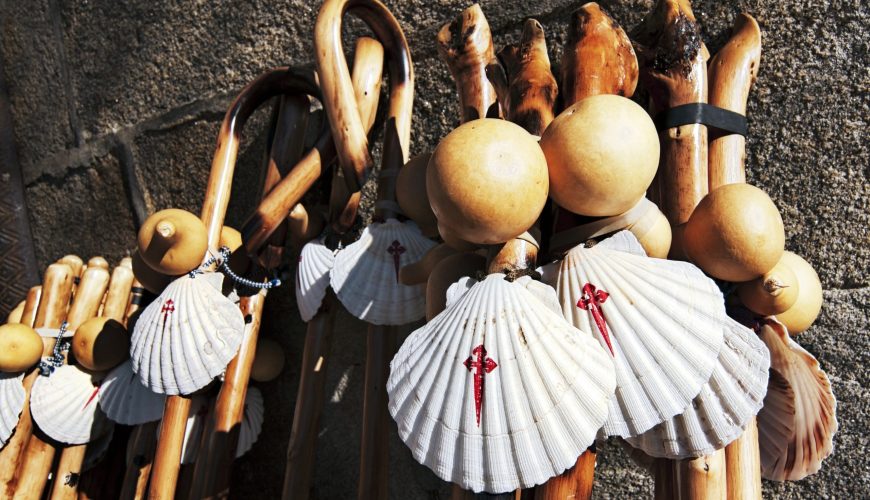Walking poles, hiking sticks, no poles… Which option is the best for your Camino?
