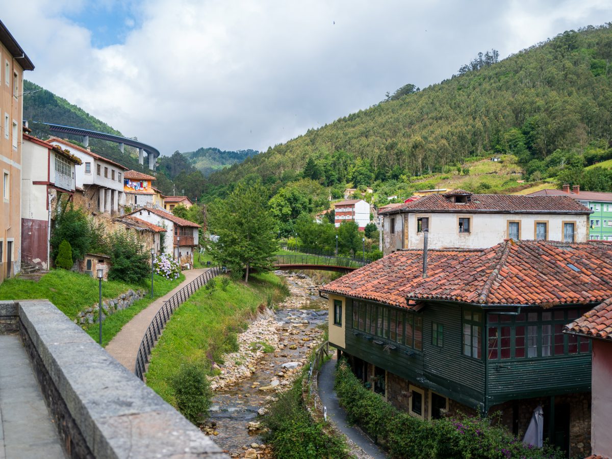 Camino Primitivo Tour: Lugo to Santiago